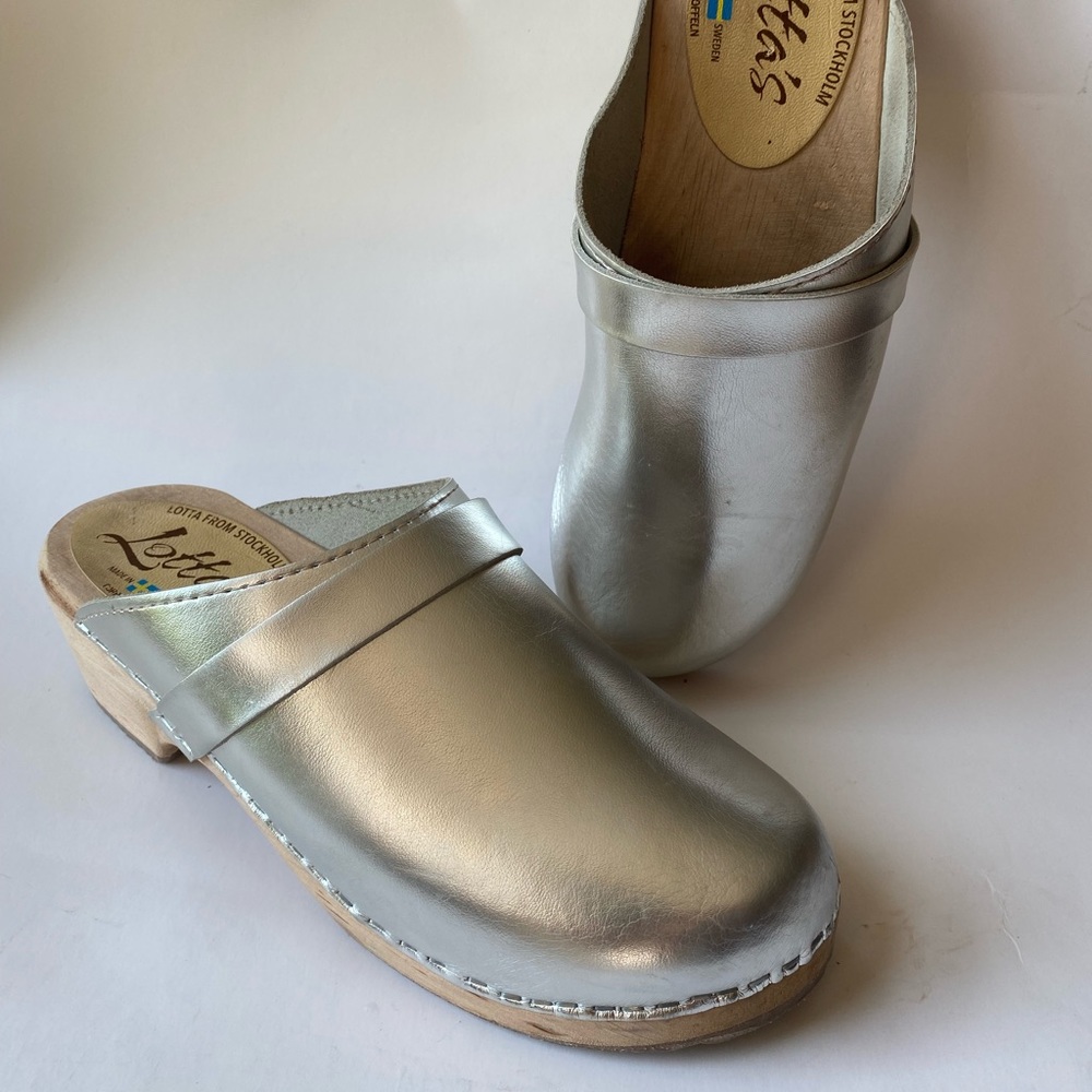 Metallic Silver Swedish Made Leather & Wood Mule Clogs From Lotta Stockholm 39